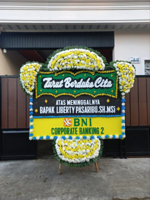 Papan Bunga Duka di Pangadegan
