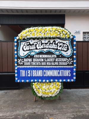 Papan Bunga Duka di Pangadegan